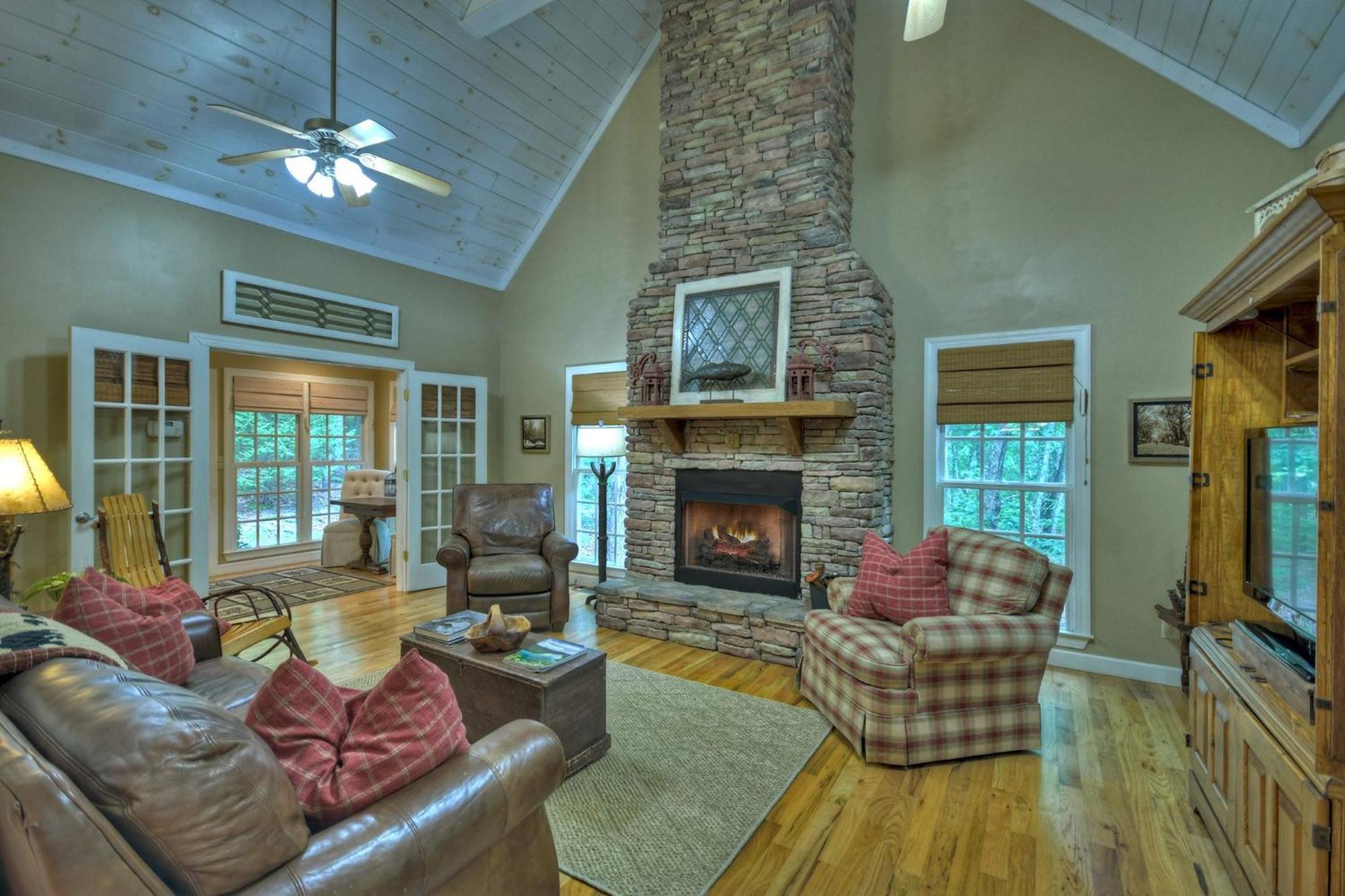 Southern Living Cottage Cozy Up By The Fire Relax On The Porch And Enjoy Peaceful Surroundings Blue Ridge Esterno foto