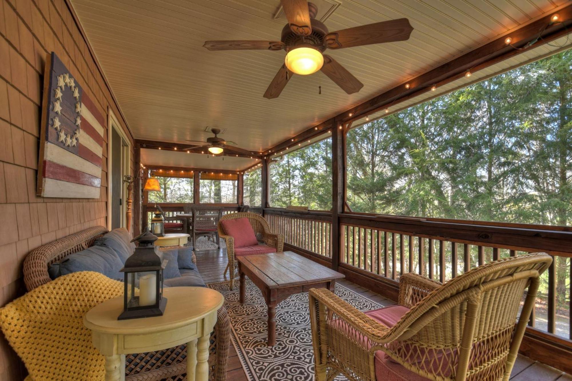 Southern Living Cottage Cozy Up By The Fire Relax On The Porch And Enjoy Peaceful Surroundings Blue Ridge Esterno foto